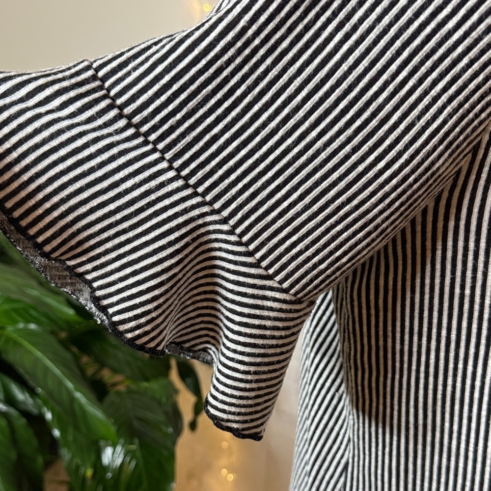 Navy and White Striped V-Neck Blouse with Tie Front - Picture 5 of 8